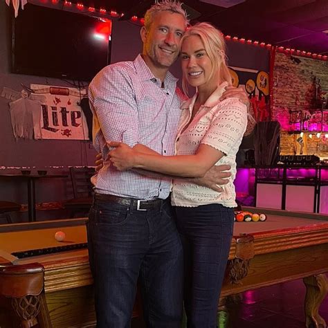 The Bradshaw Bunchs Rachel Bradshaw Is Engaged: See Her。